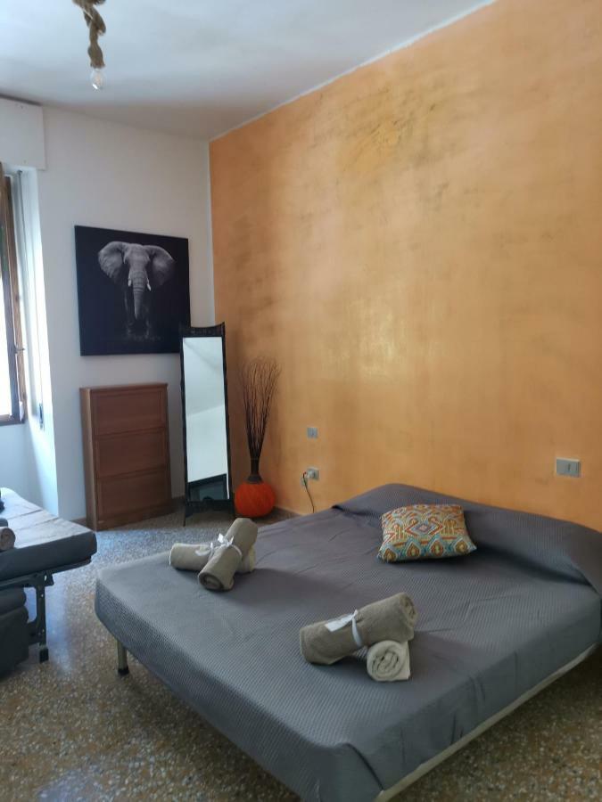 Cimarosa Room Affitti Brevi 卡利亚里 外观 照片